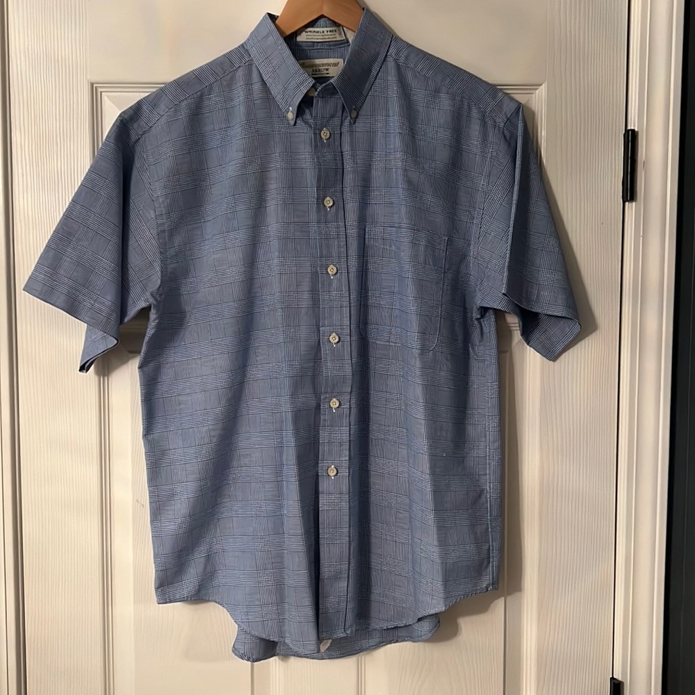 Men’s Wrinkle Free Short Sleeve Dress Shirt